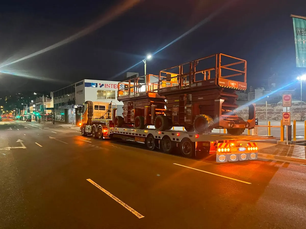 Beecheys Towing machinery transport in Launceston